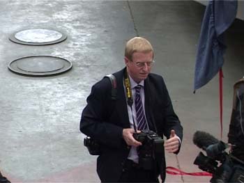 Hovertravel_Prince_Philip0064