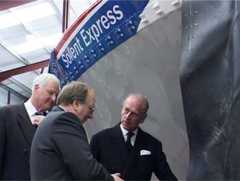 Hovertravel_Prince_Philip0078