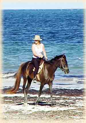 Pinewood Village Beach Resort Kenya - Horseriding 01